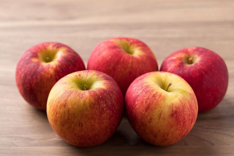 ăn táo hỗ trợ giảm mỡ máu