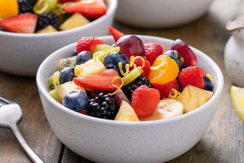 ăn trái cây giàu vitamin hỗ trợ giảm mỡ máu